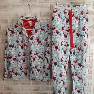 Wonder Shop Christmas Flannel PJ's sz L Playful Santa Fun